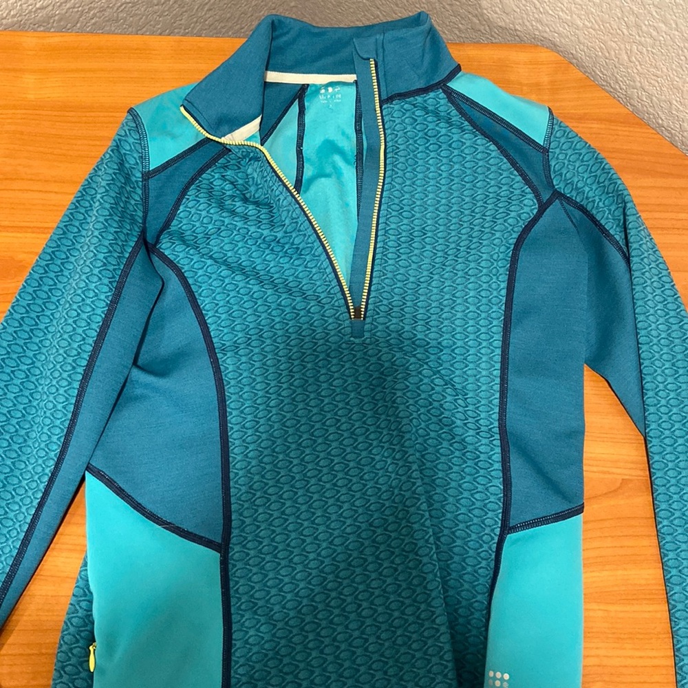 Title Nine Athletic Running Pullover Quarter Zip … - image 1